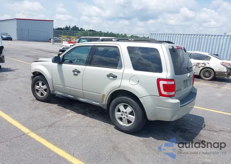 2009 Ford Escape Xlt from USA, damaged, VIN 1FMCU93799KC57136